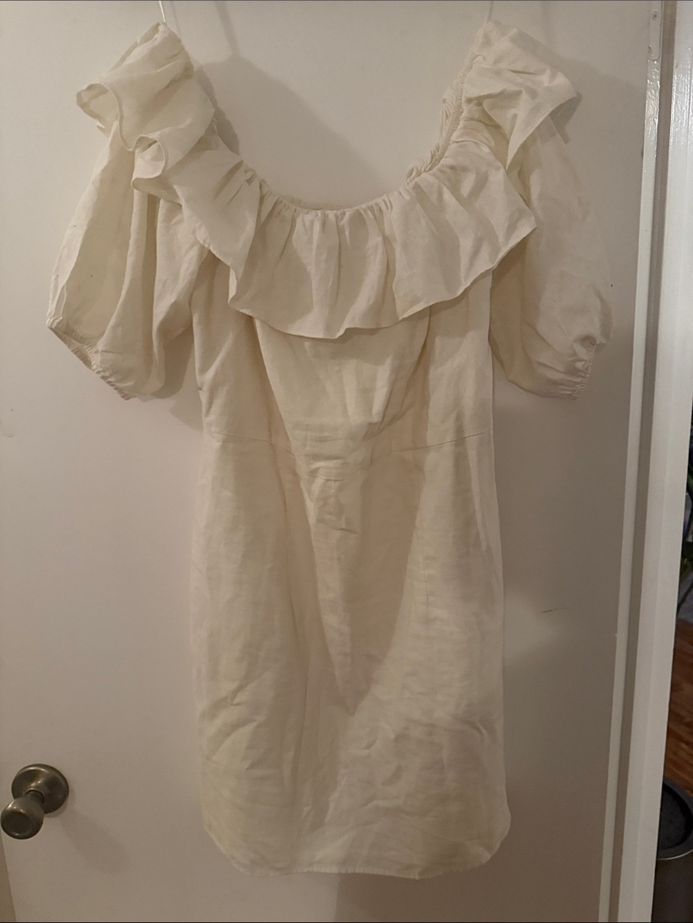 H&M Cream Off-Shoulder Ruffle Mini Dress - Picture 3 of 4